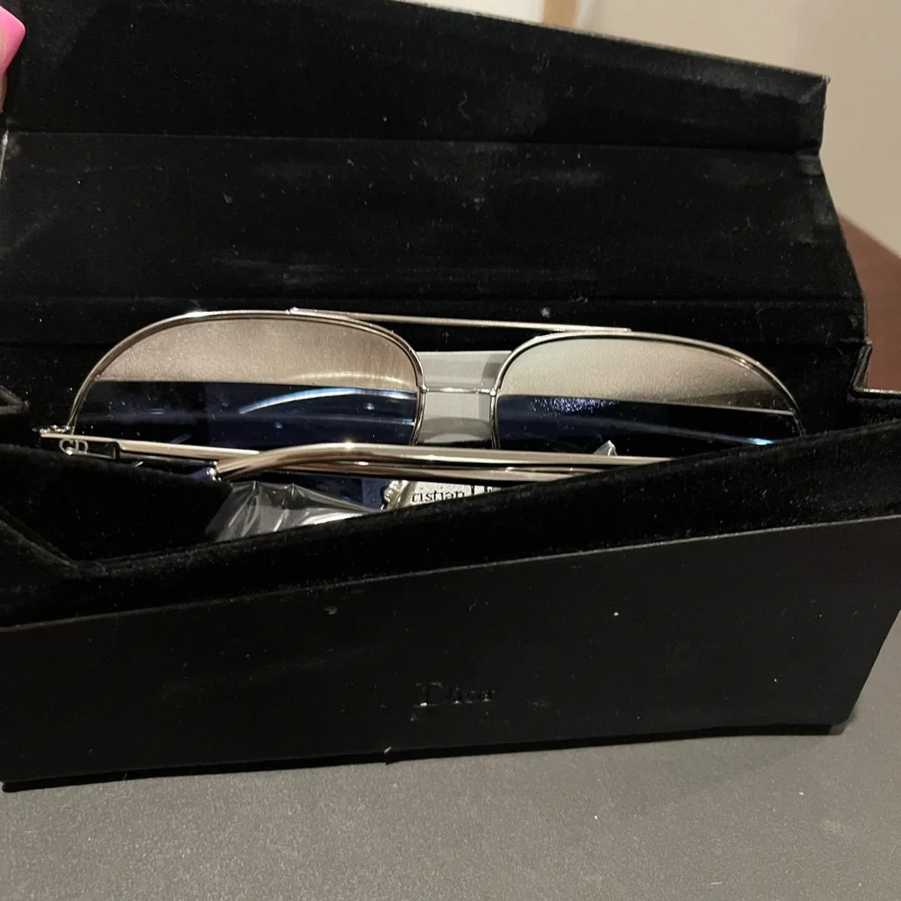 Dior Silver Aviator Sunglasses - Picture 3 of 7